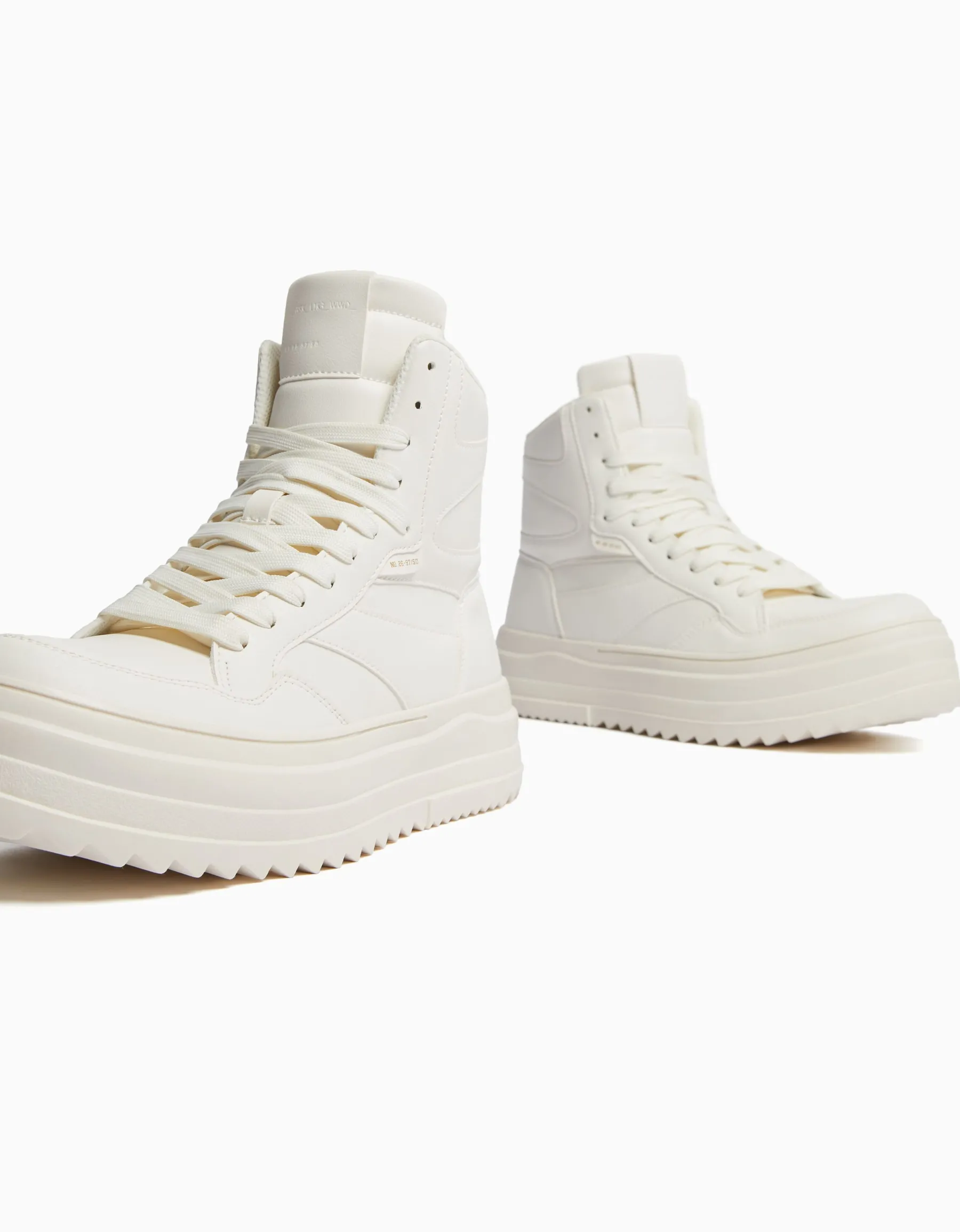 BERSHKA Baskets montantes volume homme Blanc Sale