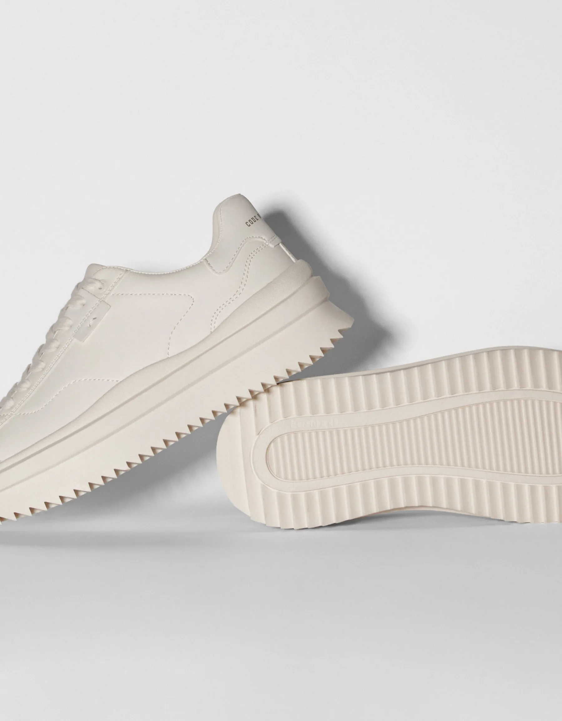 BERSHKA Baskets semelle épaisse homme Blanc Best Sale