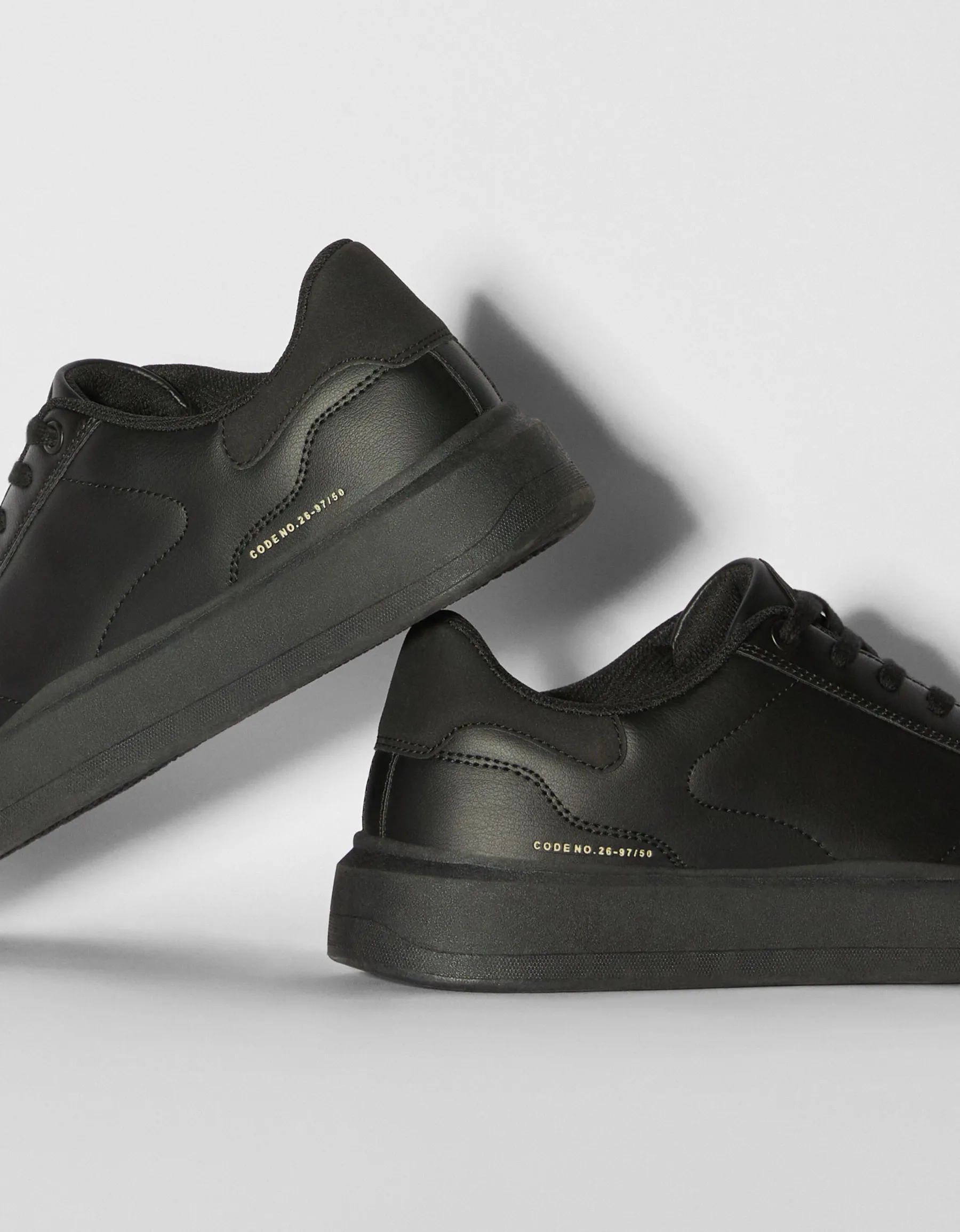 BERSHKA Baskets unies homme Noir Shop