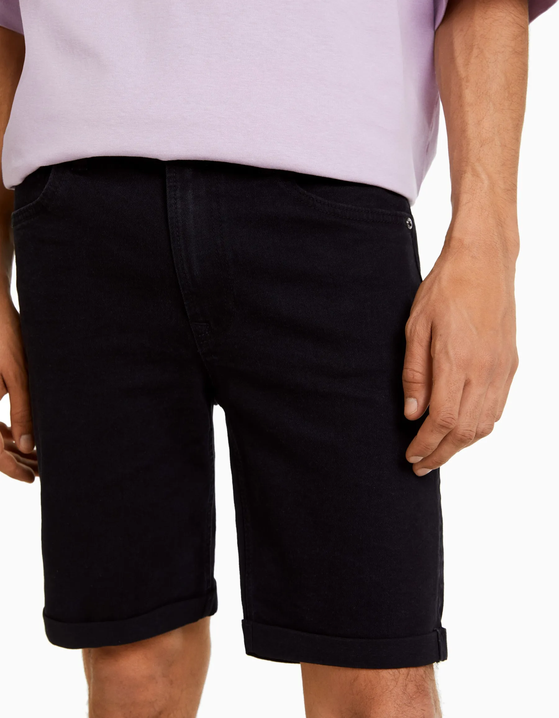 BERSHKA Bermuda denim skinny retroussé Bleu Store