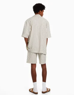 BERSHKA Bermuda jogger rustique rayures Blanc / Noir Cheap