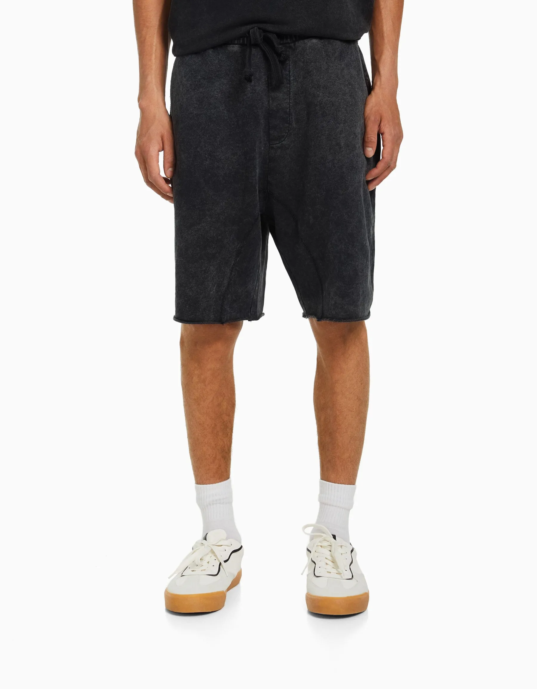 BERSHKA Bermuda molleton effet délavé Blanc Discount
