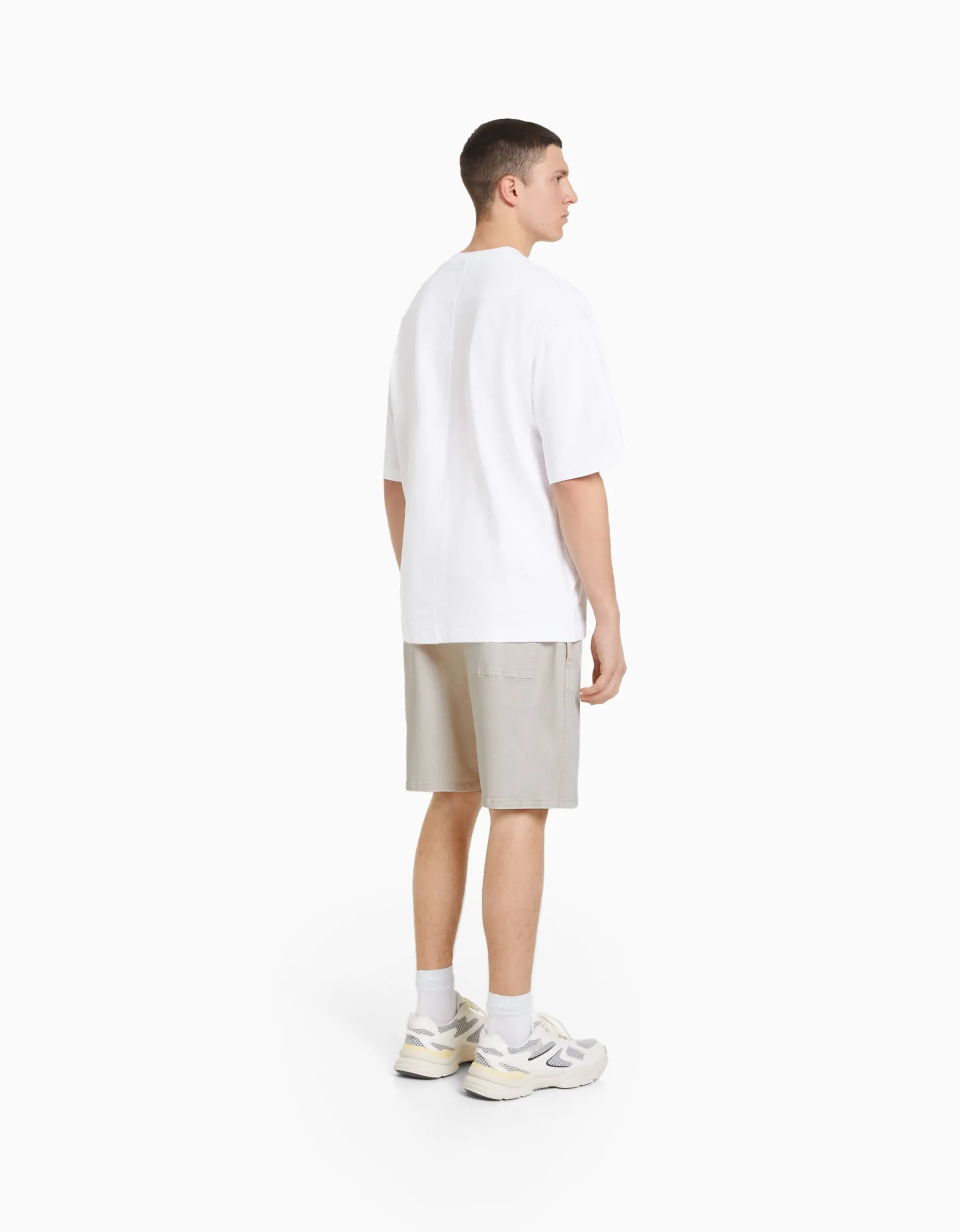 BERSHKA Bermuda style jogger Kaki Clearance