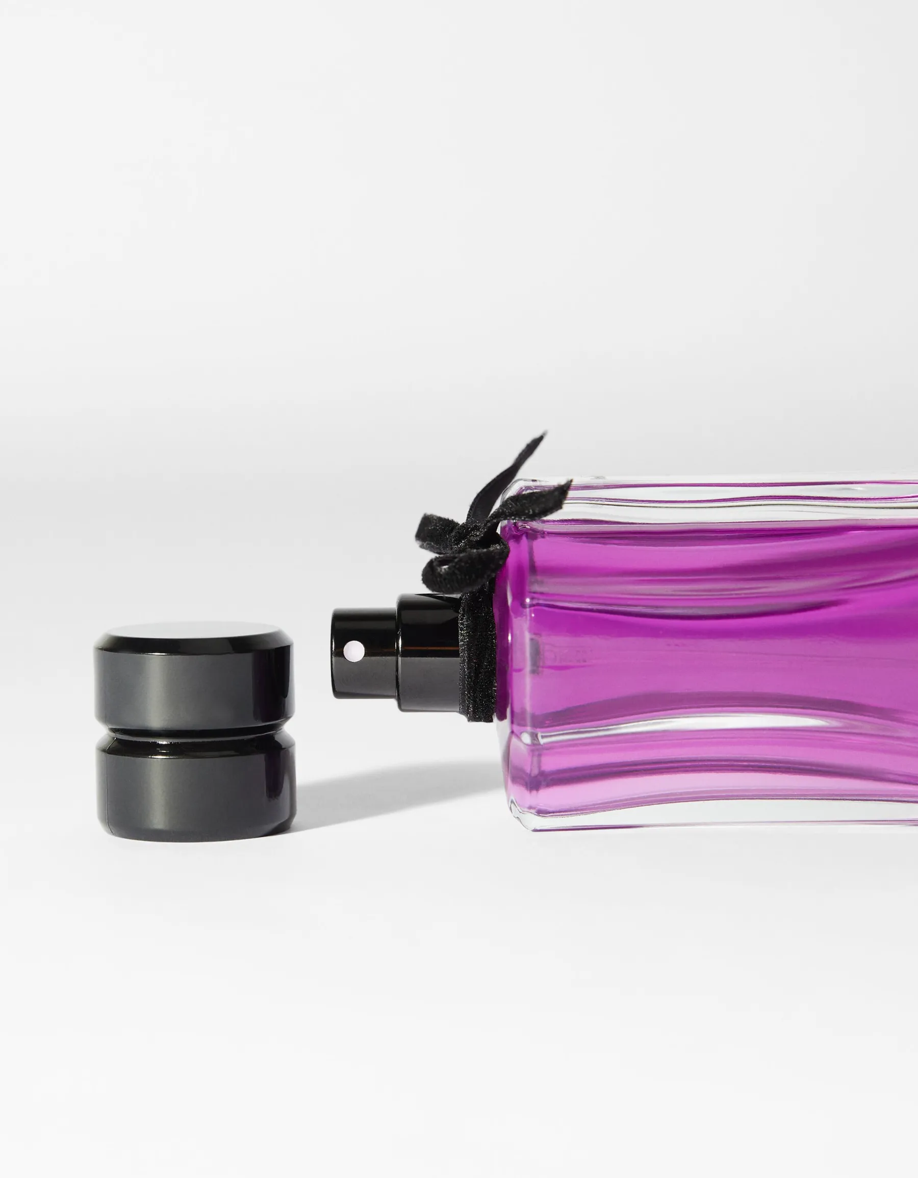BERSHKA Eau de Toilette Magnetic Romance 100 ml Noir New
