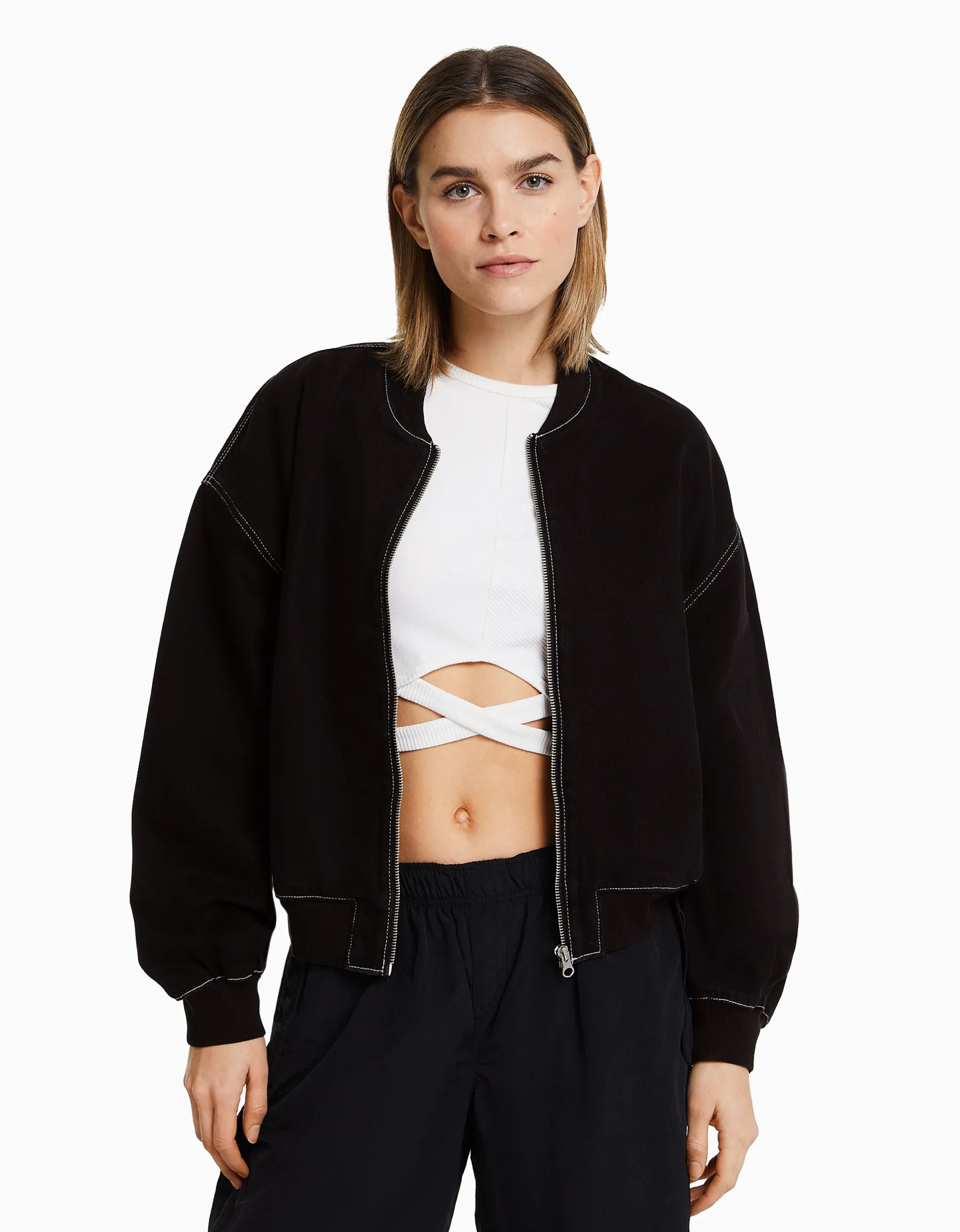 BERSHKA Blouson bomber denim fil contraste Blanc cassé Flash Sale