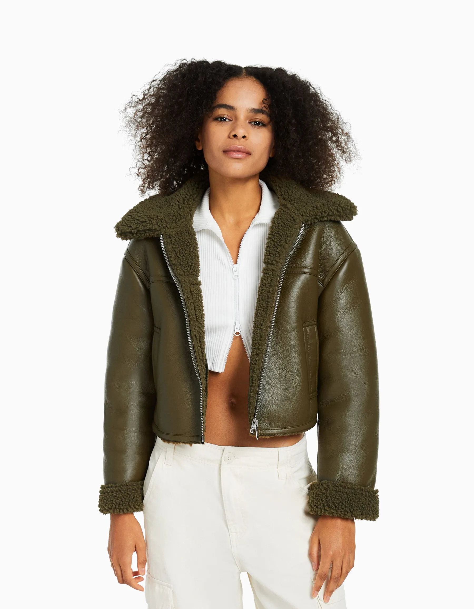 BERSHKA Blouson court double face similicuir Kaki Discount