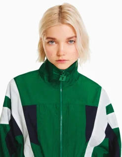 BERSHKA Blouson cropped effet nylon color block Vert Best Sale