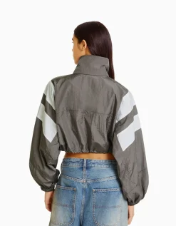 BERSHKA Blouson cropped effet nylon color block Vert Flash Sale