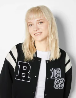 BERSHKA Blouson cropped varsity Violet Best