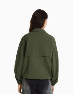 BERSHKA Blouson effet nylon poches Kaki Discount