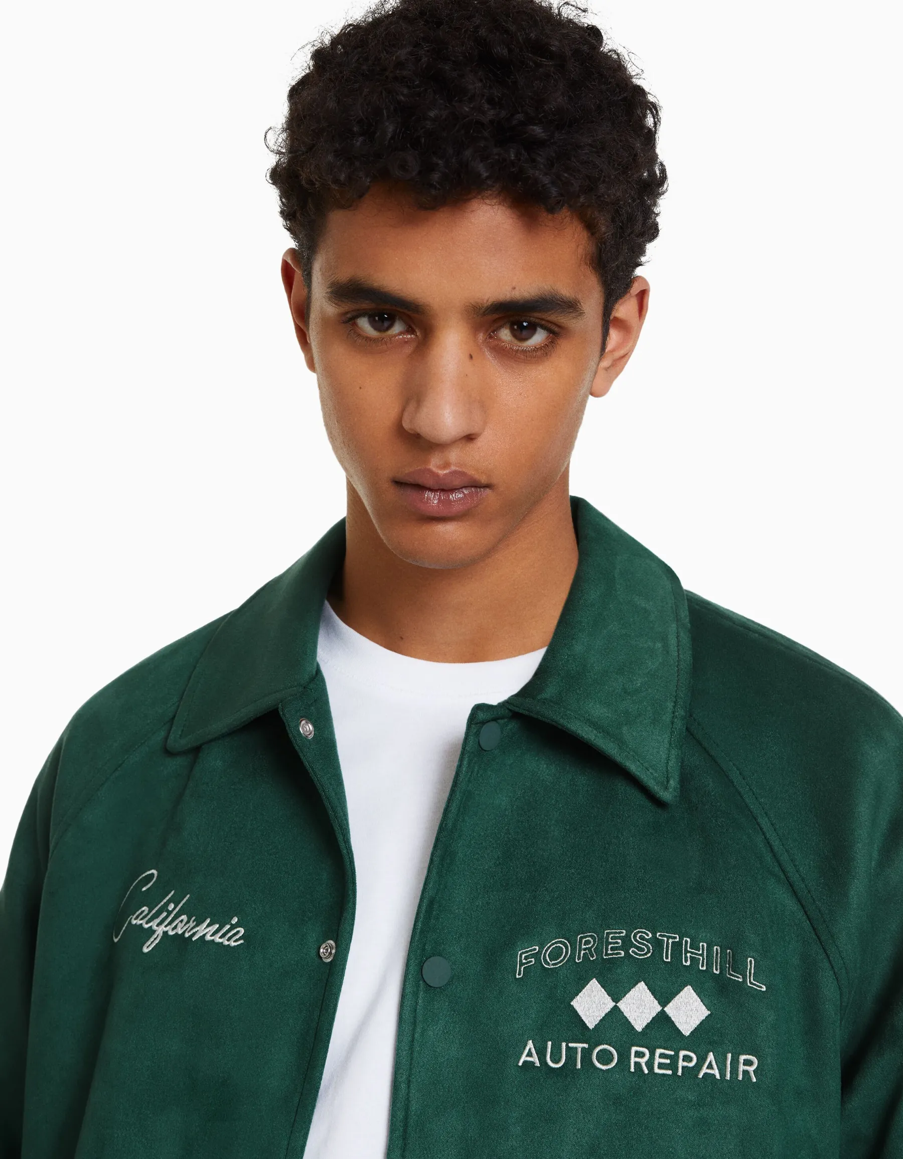 BERSHKA Blouson suédine brodé Vert Best