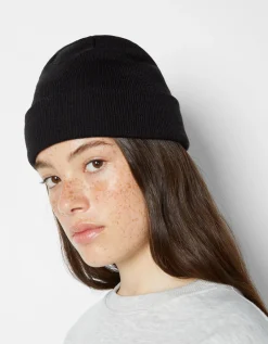 BERSHKA Bonnet basic Noir Hot