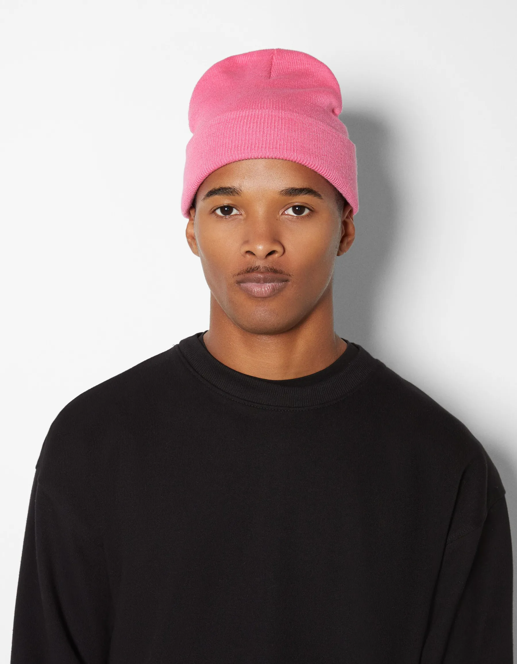 BERSHKA Bonnet basic Rose Clearance