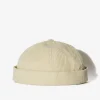 BERSHKA Bonnet court velours côtelé Sable Online