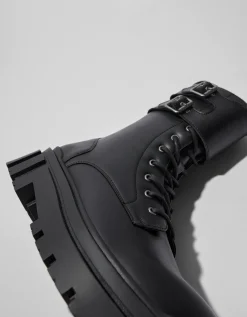 BERSHKA Bottes à lacets avec boucles homme Noir Shop
