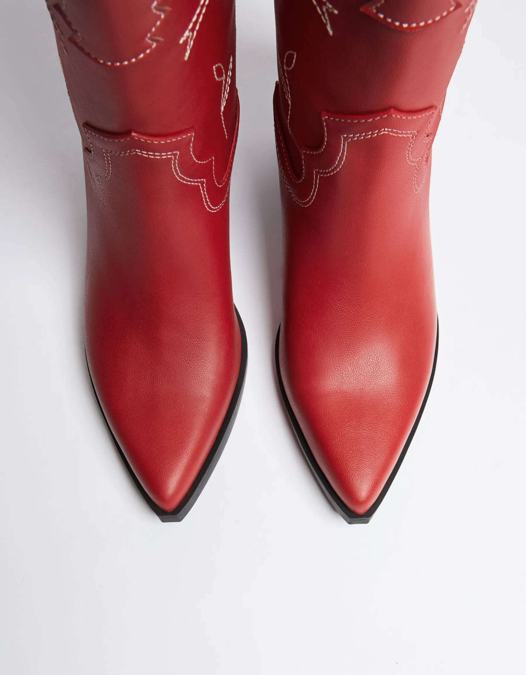 BERSHKA Bottes à talon style cowboy Rouge Fashion
