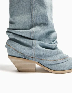 BERSHKA Bottes cowboy denim talon Bleu lavé Store