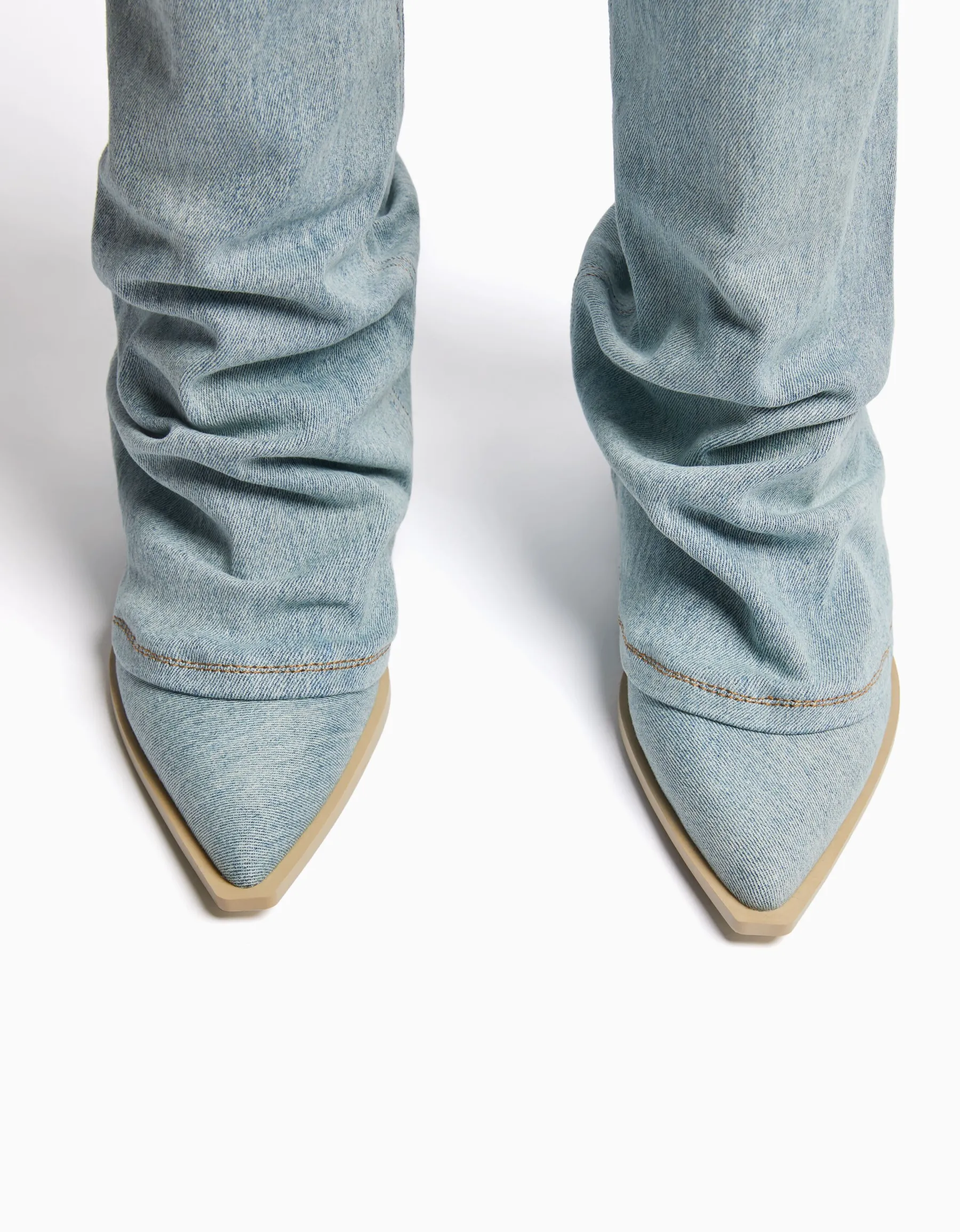 BERSHKA Bottes cowboy denim talon Bleu lavé New