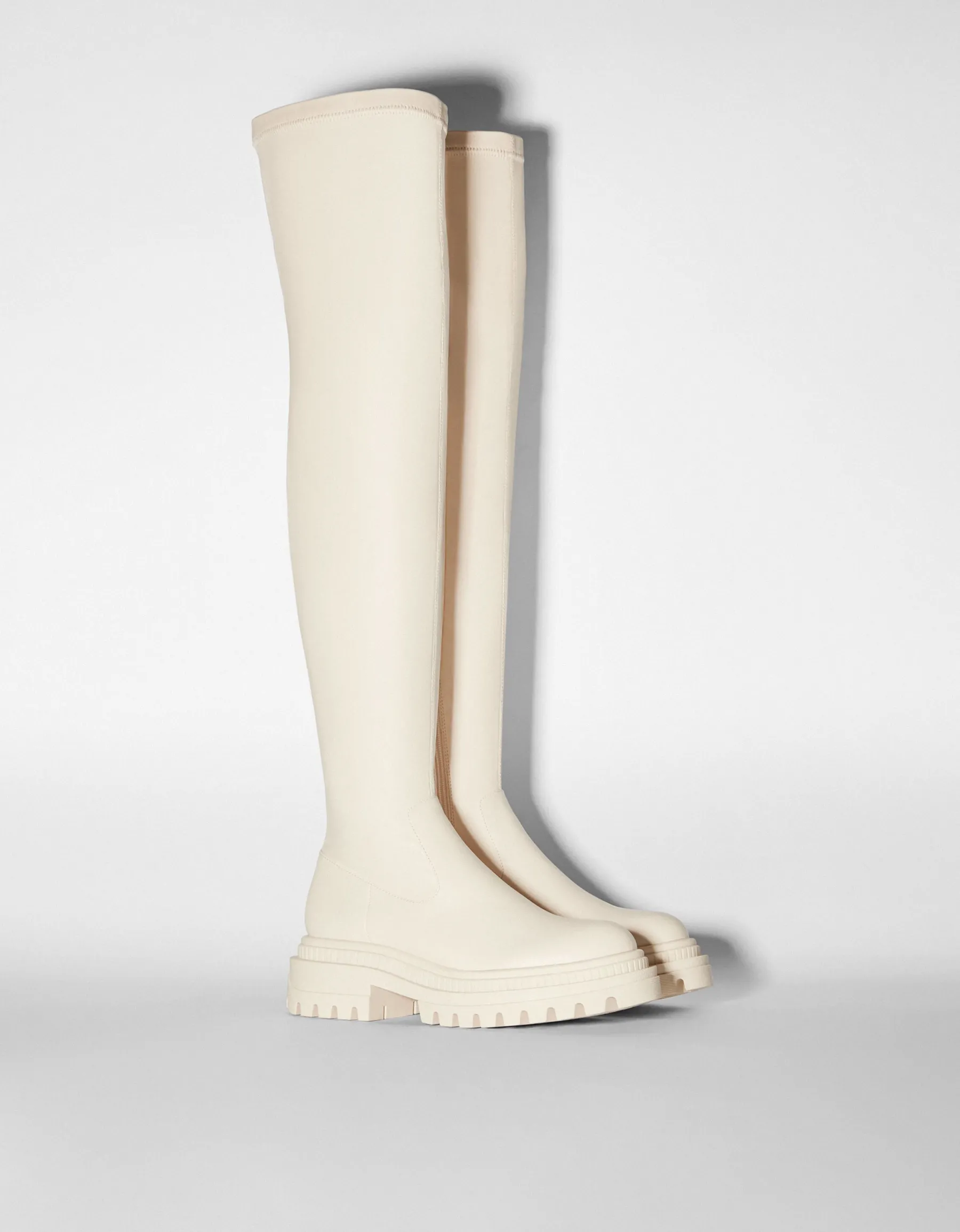 BERSHKA Bottes plates XL semelle crantée Écru Fashion