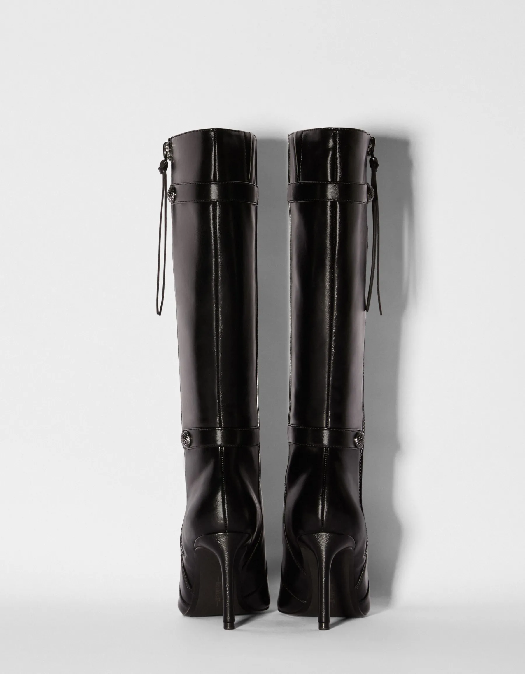 BERSHKA Bottes talon aiguille détails métallisés Noir Fashion