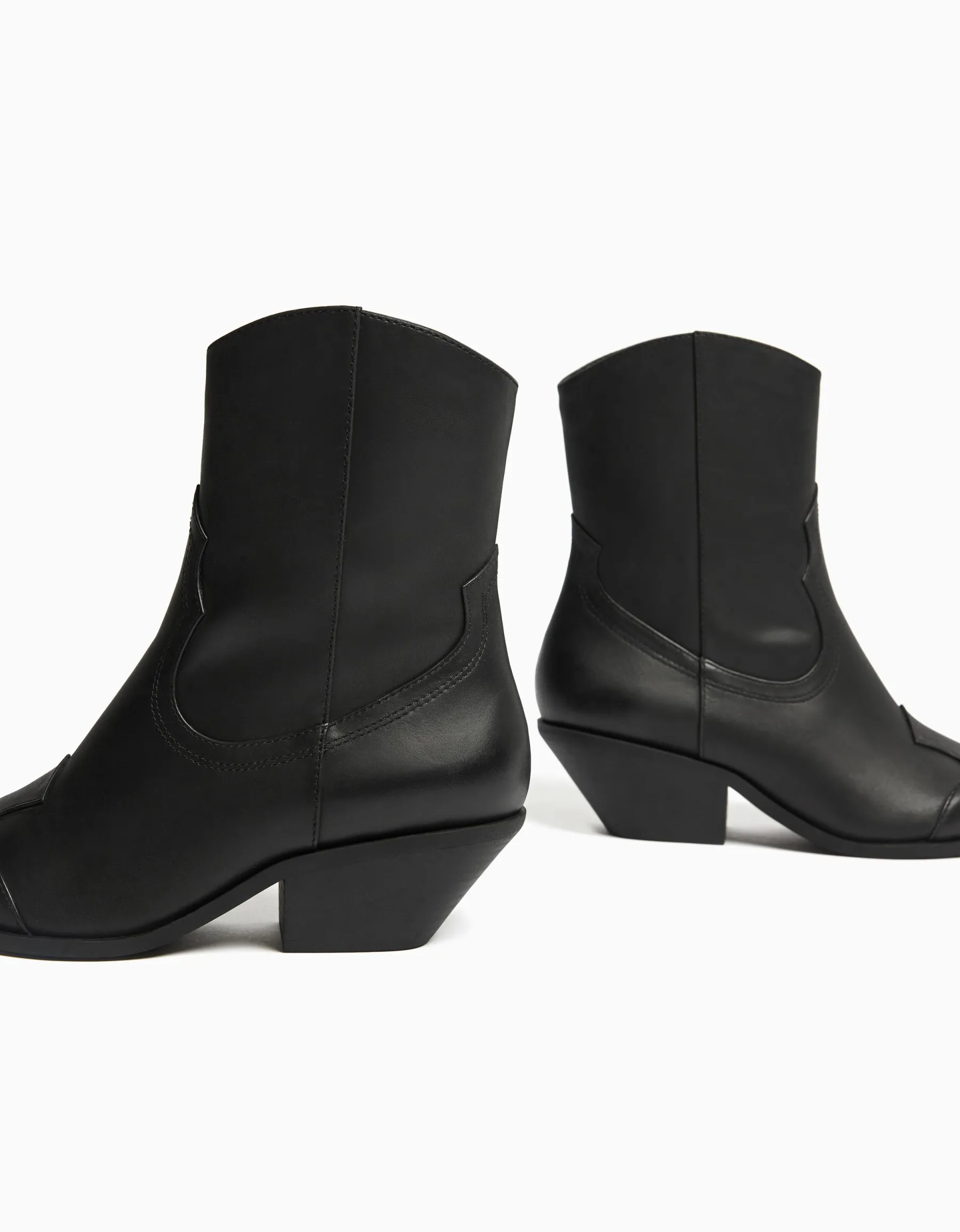 BERSHKA Bottines cowboy à talon CUIR Sable Hot