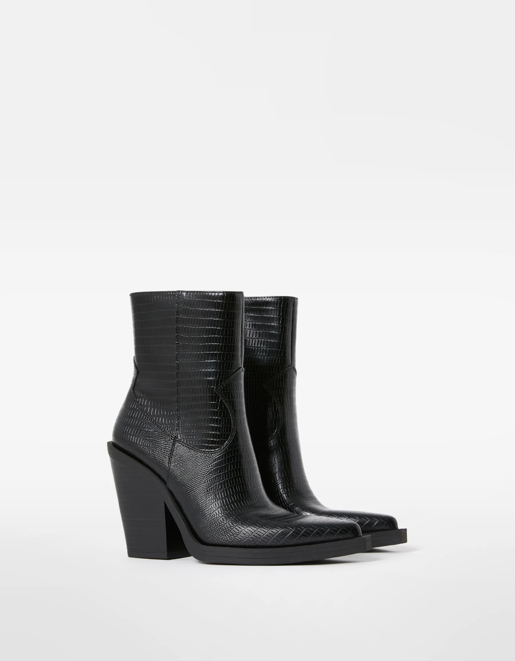 BERSHKA Bottines talon cowboy Noir Discount