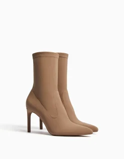 BERSHKA Bottines talon moulantes Sable Store