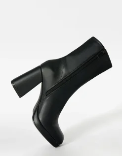 BERSHKA Bottines talon moulantes mini plateforme Noir Hot
