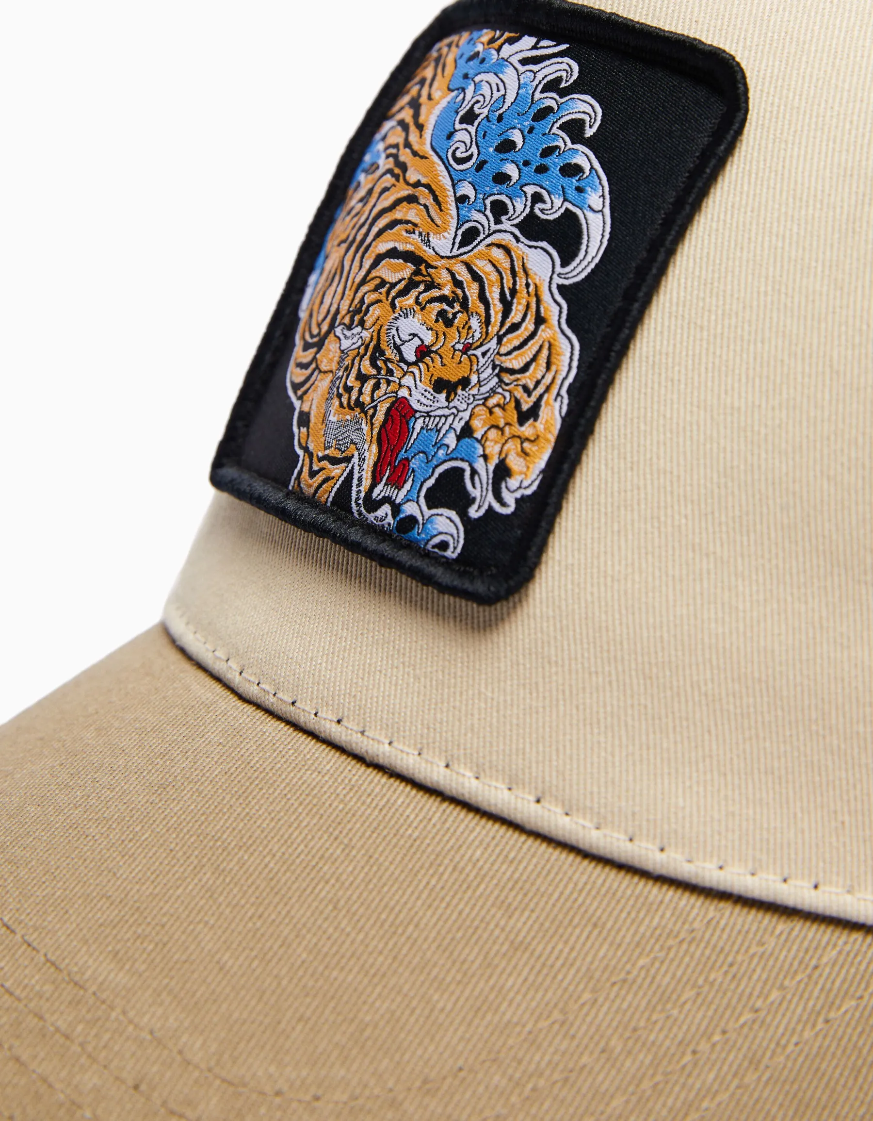 BERSHKA Casquette trucker imprimée Noir Fashion