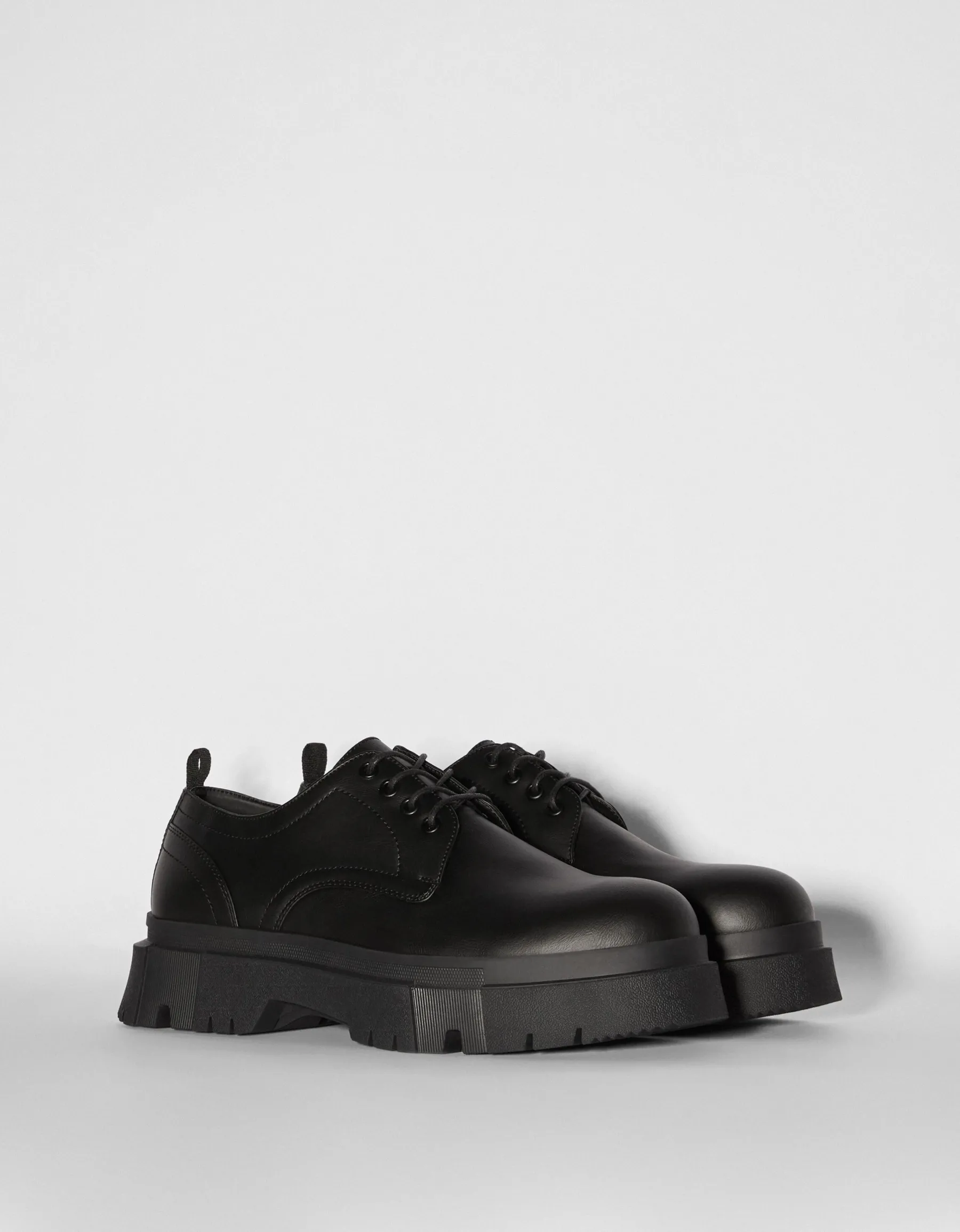 BERSHKA Chaussure habillées semelle crantée homme Noir New