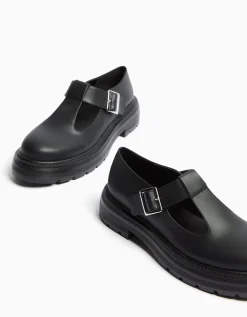 BERSHKA Chaussures plates type Mary Jane Noir Cheap