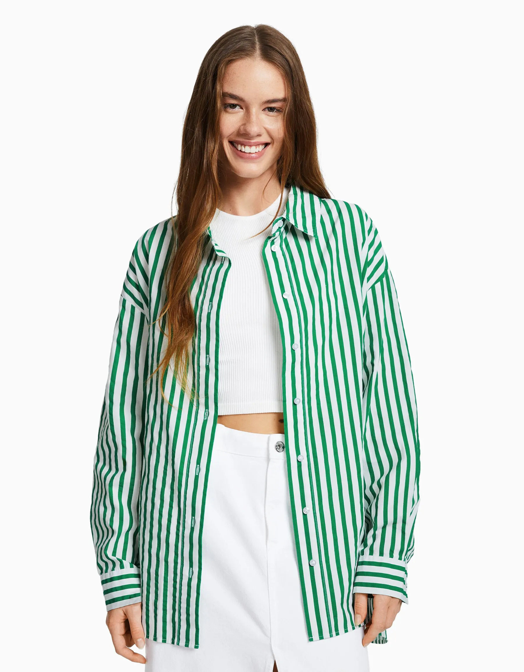 BERSHKA Chemise manches longues overzise popeline Vert Hot