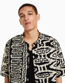 BERSHKA Chemisette imprimée Blanc / Noir Flash Sale