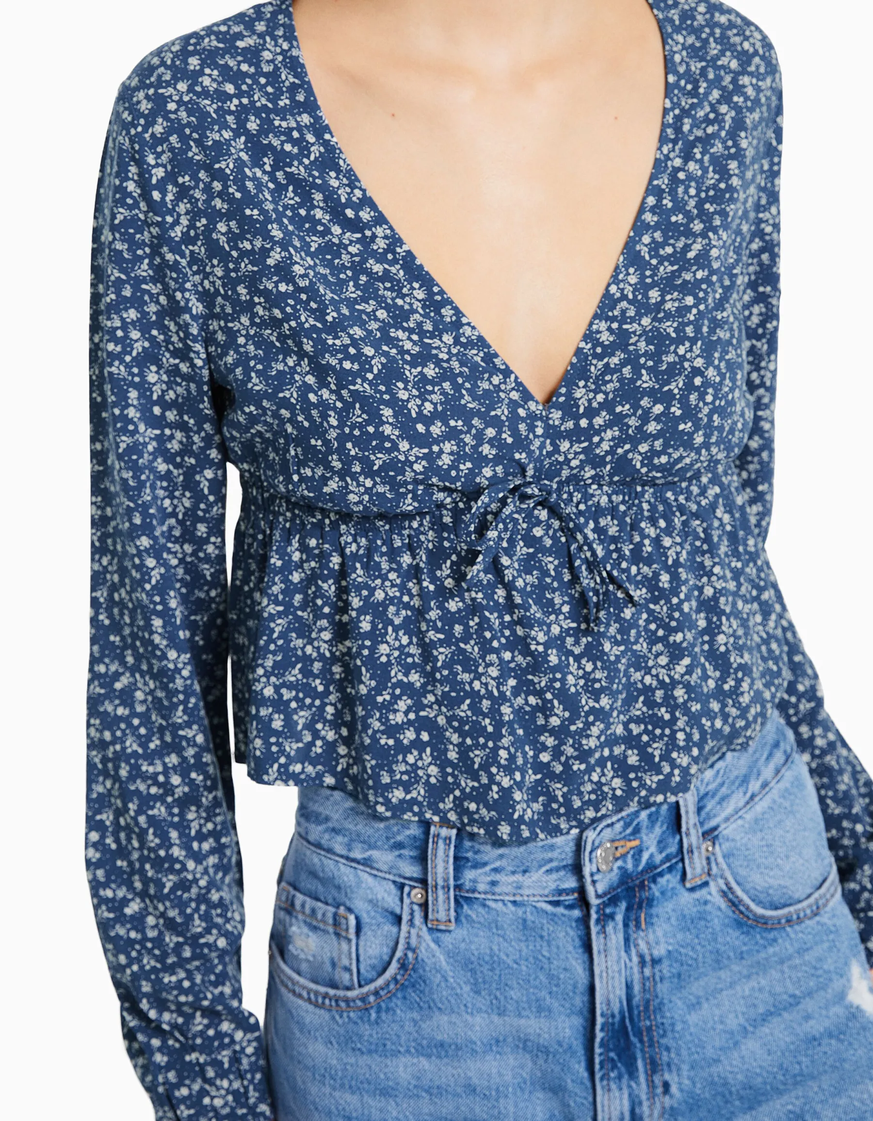 BERSHKA Chemisier manches longues imprimé fleurs nœud Marine Cheap