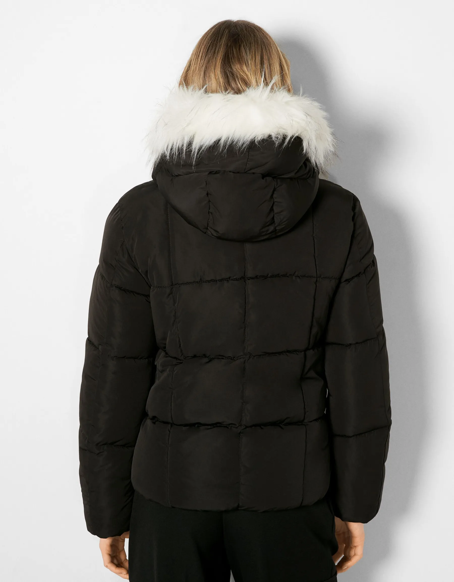 BERSHKA Doudoune capuche fausse fourrure Pierre Flash Sale