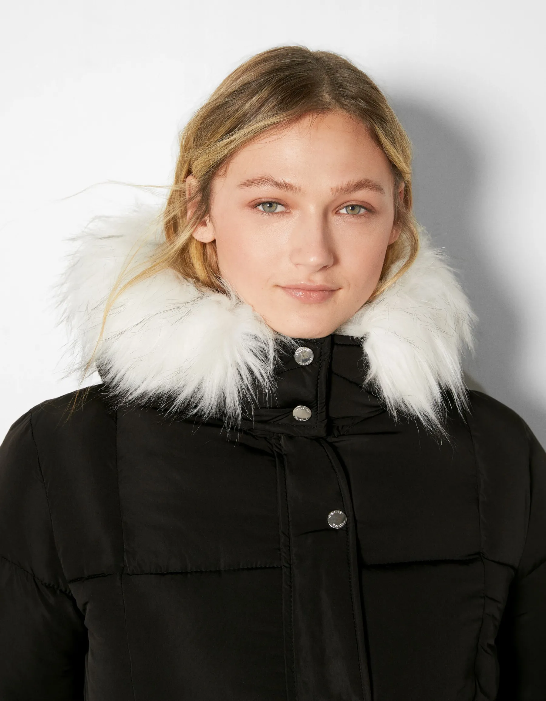 BERSHKA Doudoune capuche fausse fourrure Pierre Flash Sale