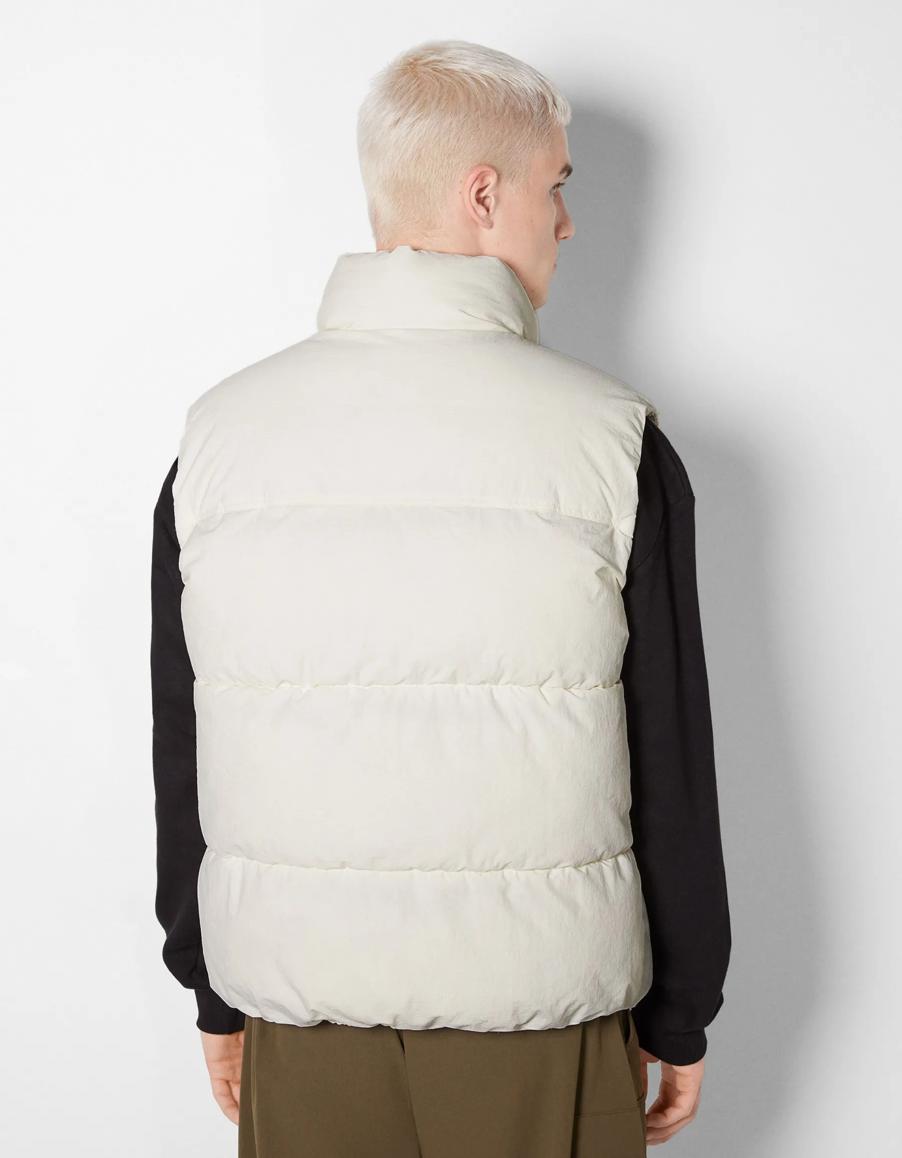 BERSHKA Doudoune sans manches Blanc cassé Flash Sale