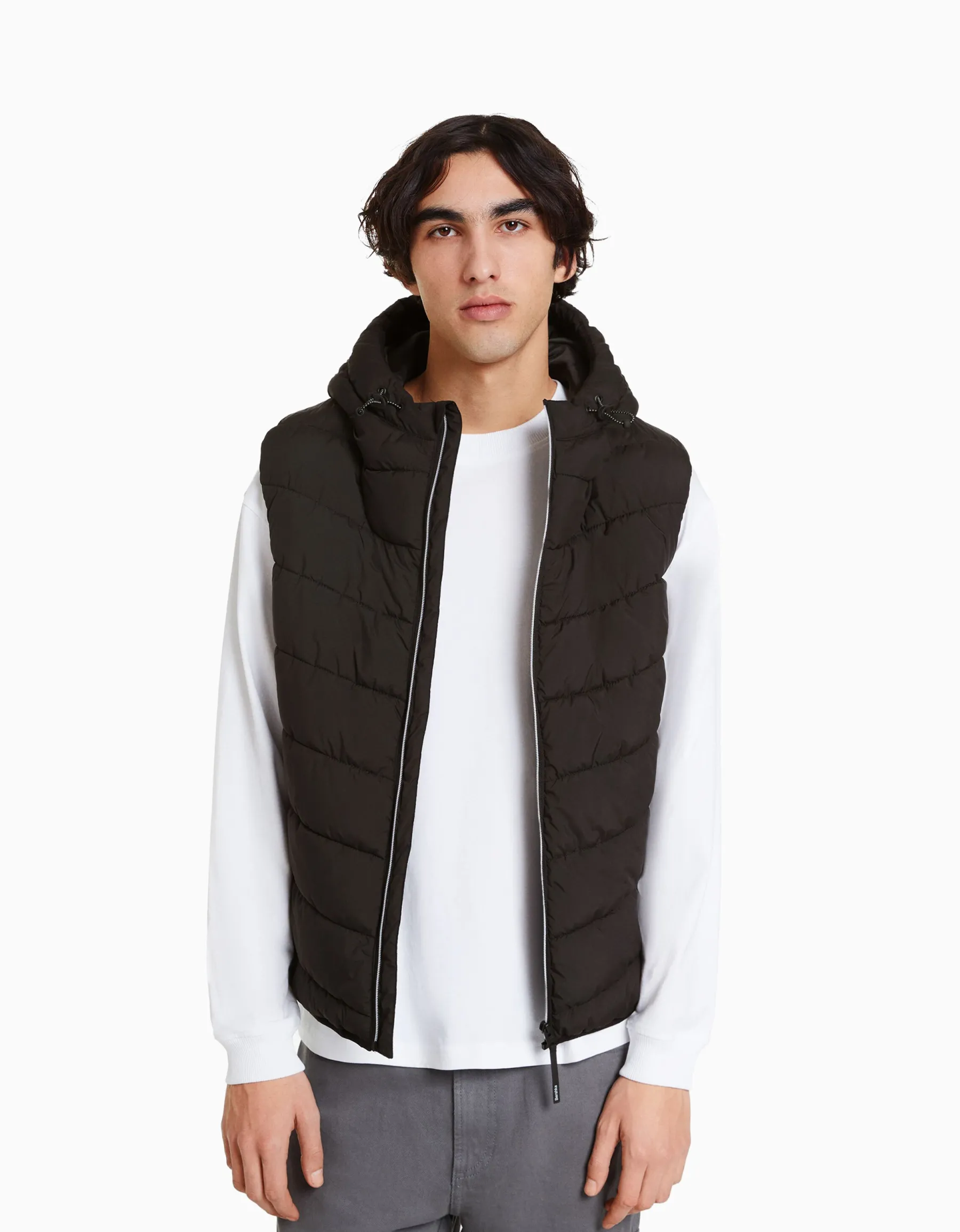 BERSHKA Doudoune sans manches capuche matelassée Noir Cheap