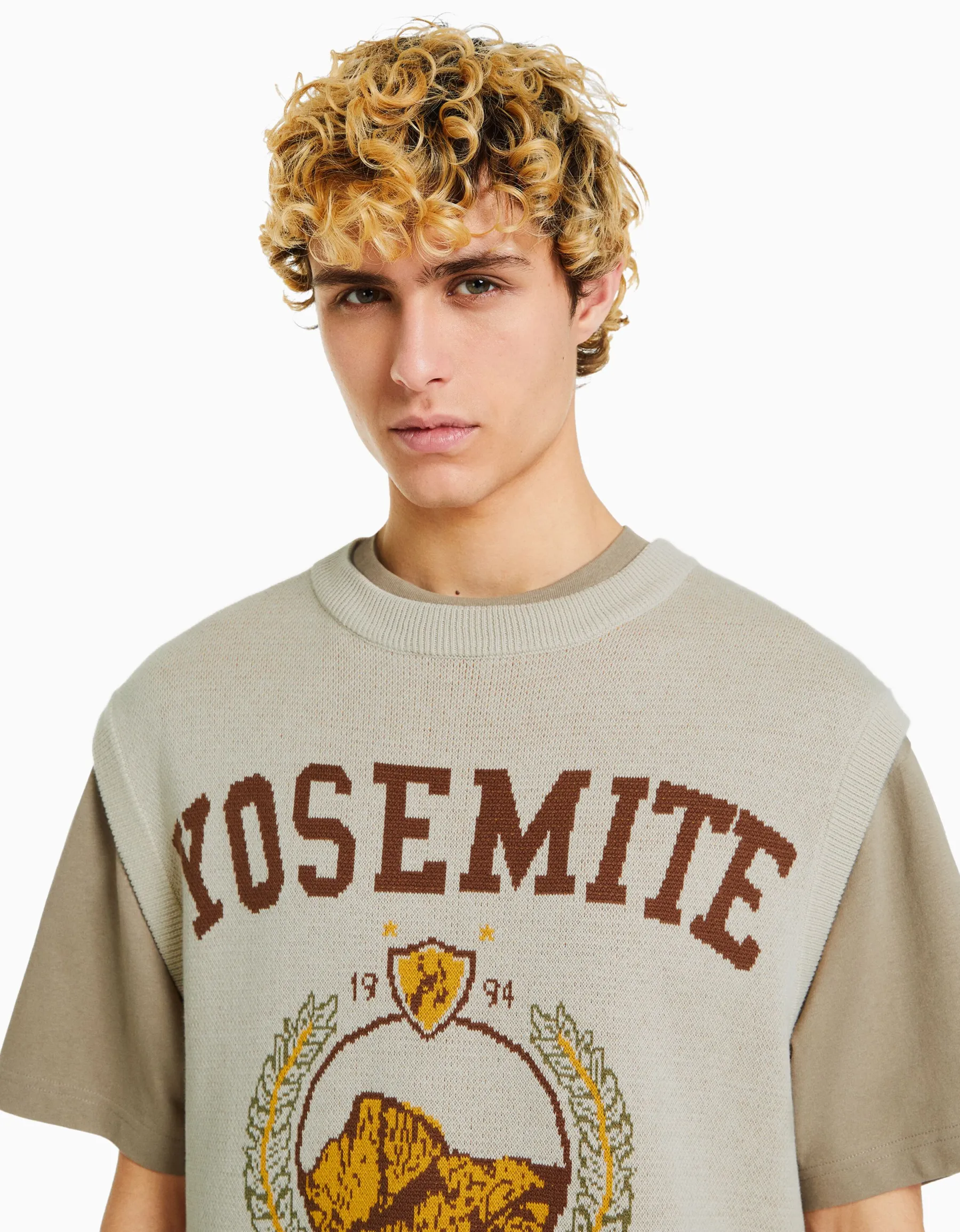 BERSHKA Gilet sans manches maille intarsia Écru Cheap