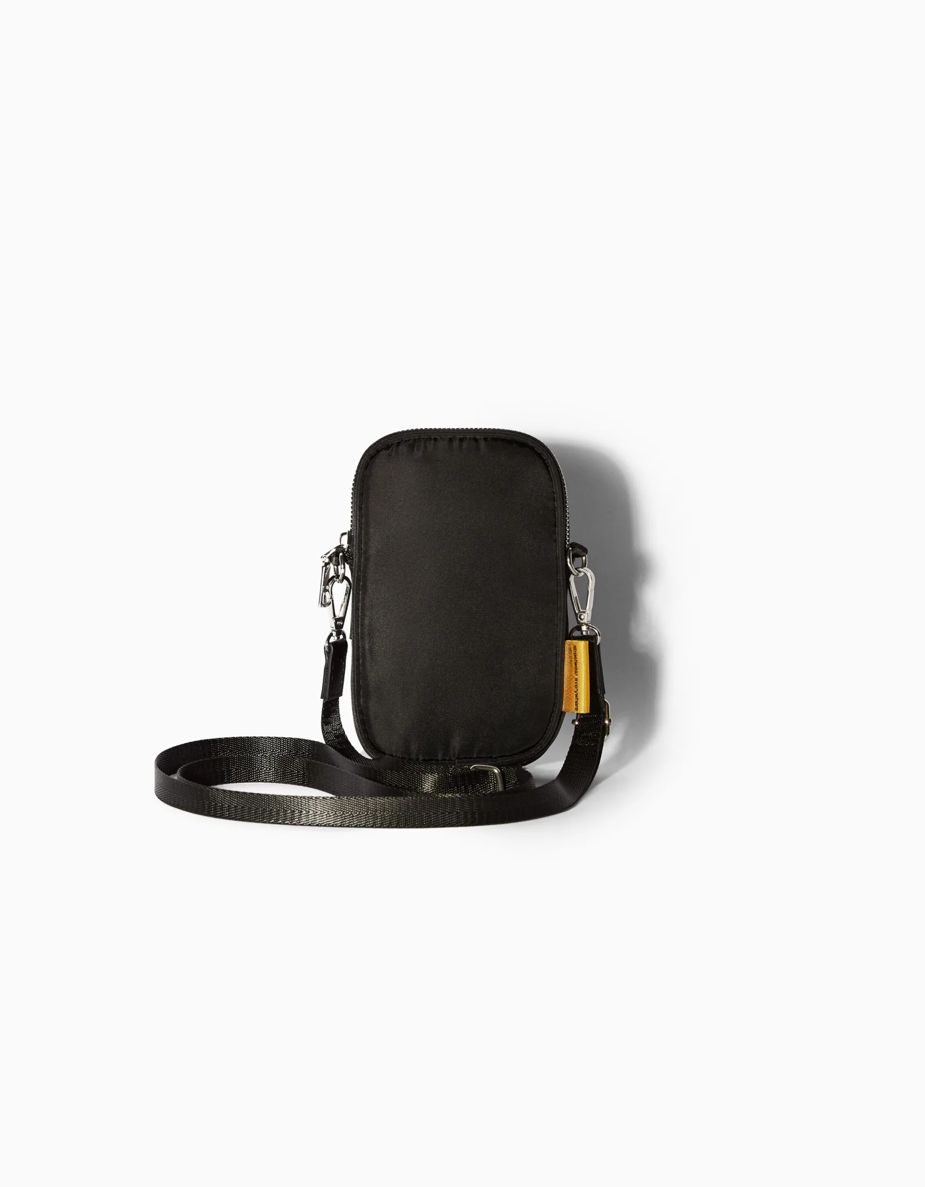 BERSHKA Housse téléphone bandoulière Noir Discount