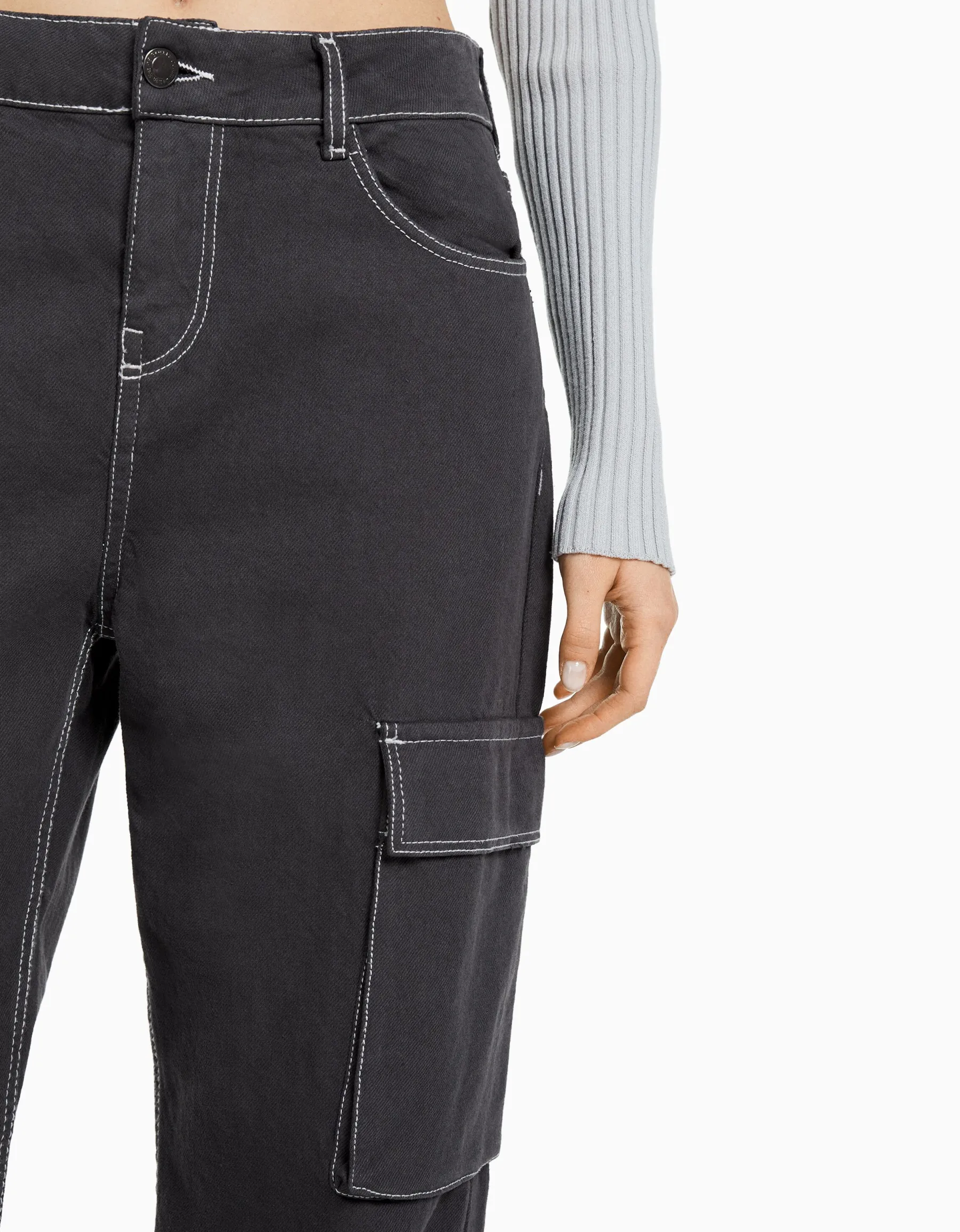 BERSHKA Jean cargo straight Bleu lavé Shop