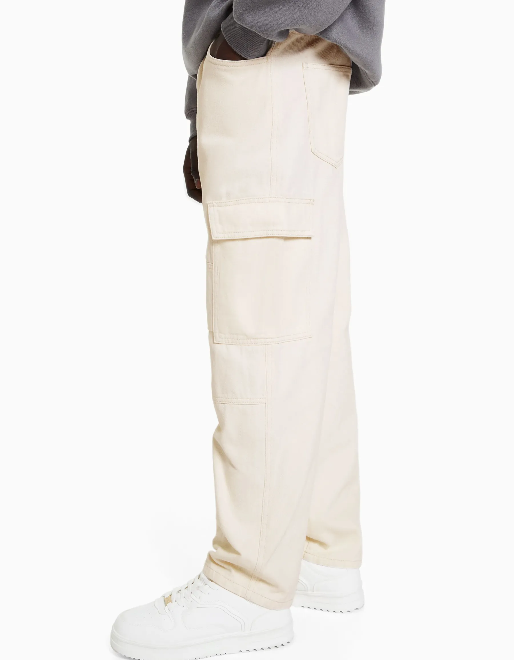 BERSHKA Jean cargo wide Écru Outlet