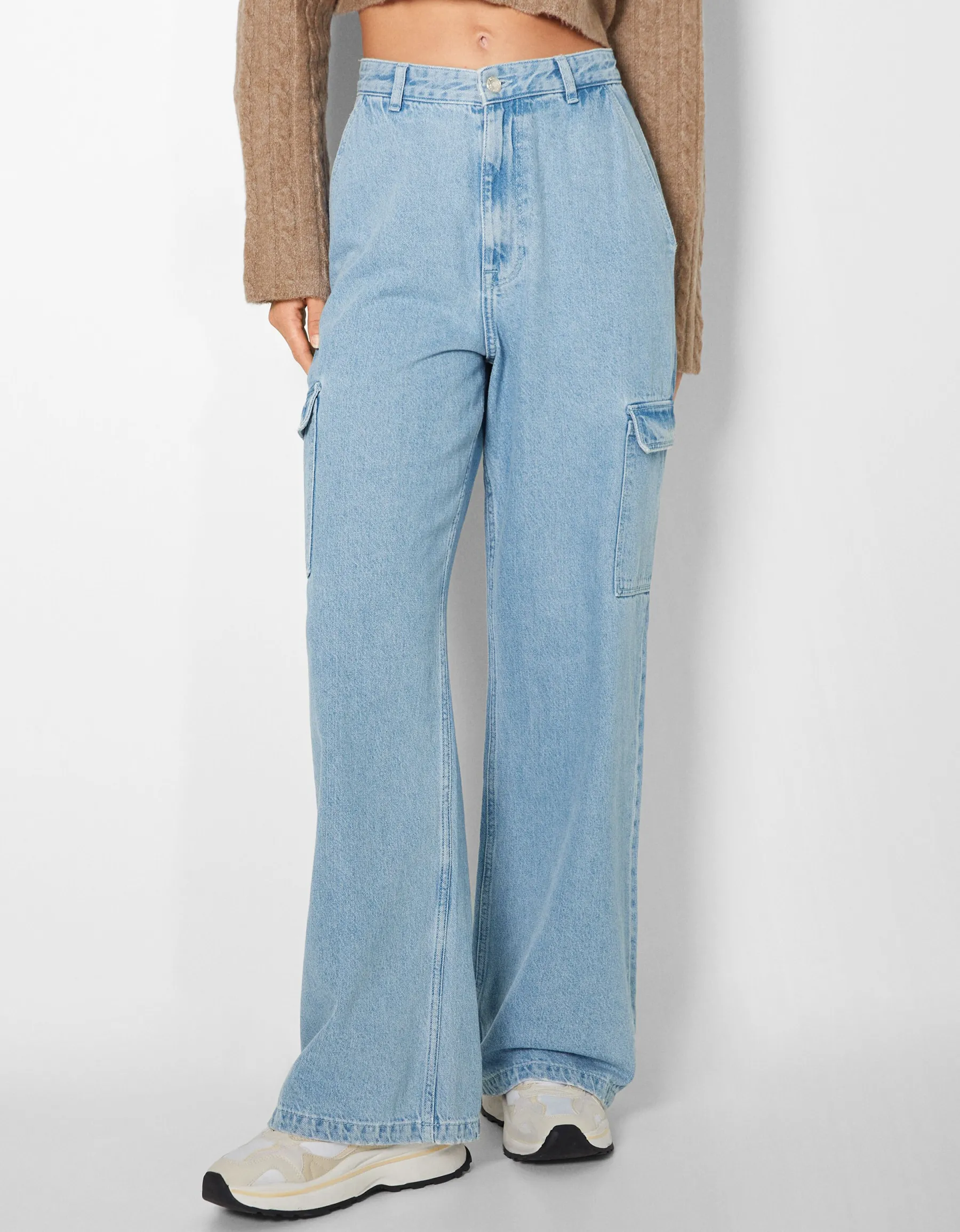 BERSHKA Jean cargo wide Kaki Store