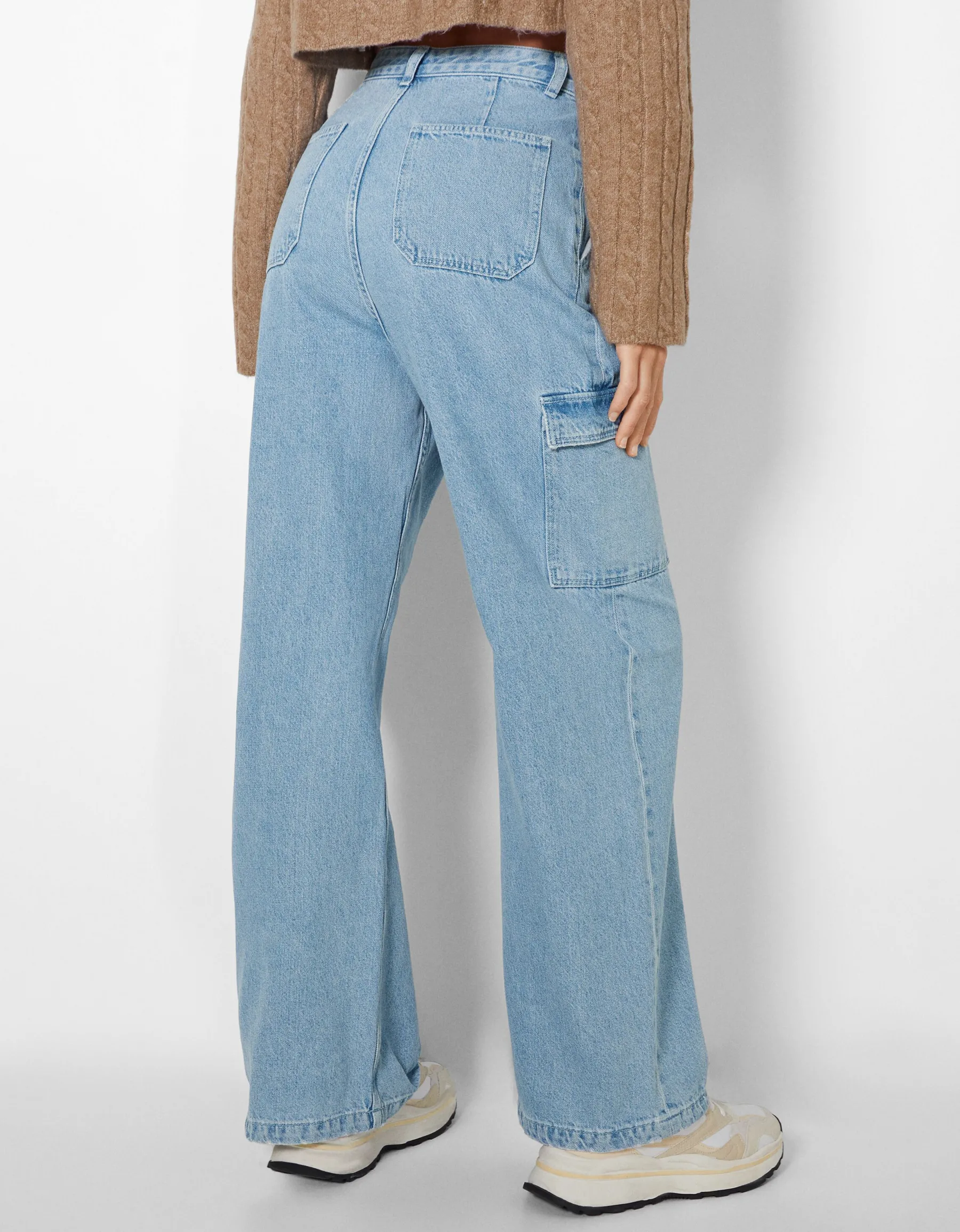 BERSHKA Jean cargo wide Kaki Store