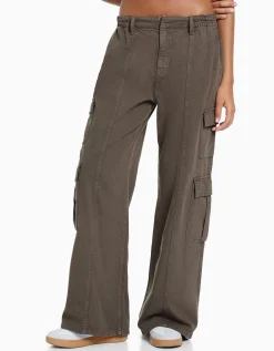BERSHKA Jean cargo wide leg multipoches Marron Cheap