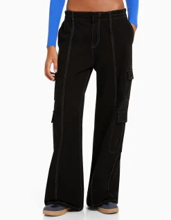 BERSHKA Jean cargo wide leg multipoches Marron Cheap