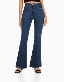 BERSHKA Jean flare Marine Hot