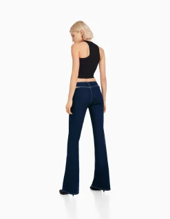 BERSHKA Jean flare fermeture Éclair cut out Marine Outlet