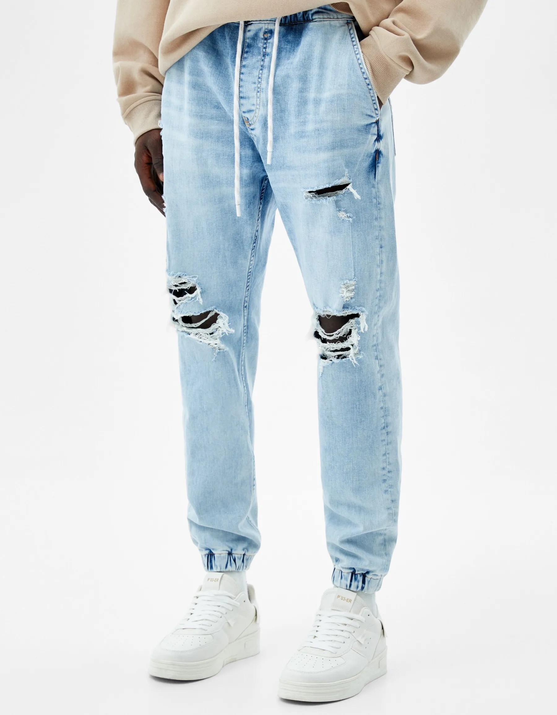 BERSHKA Jean jogger déchiré Bleu Store