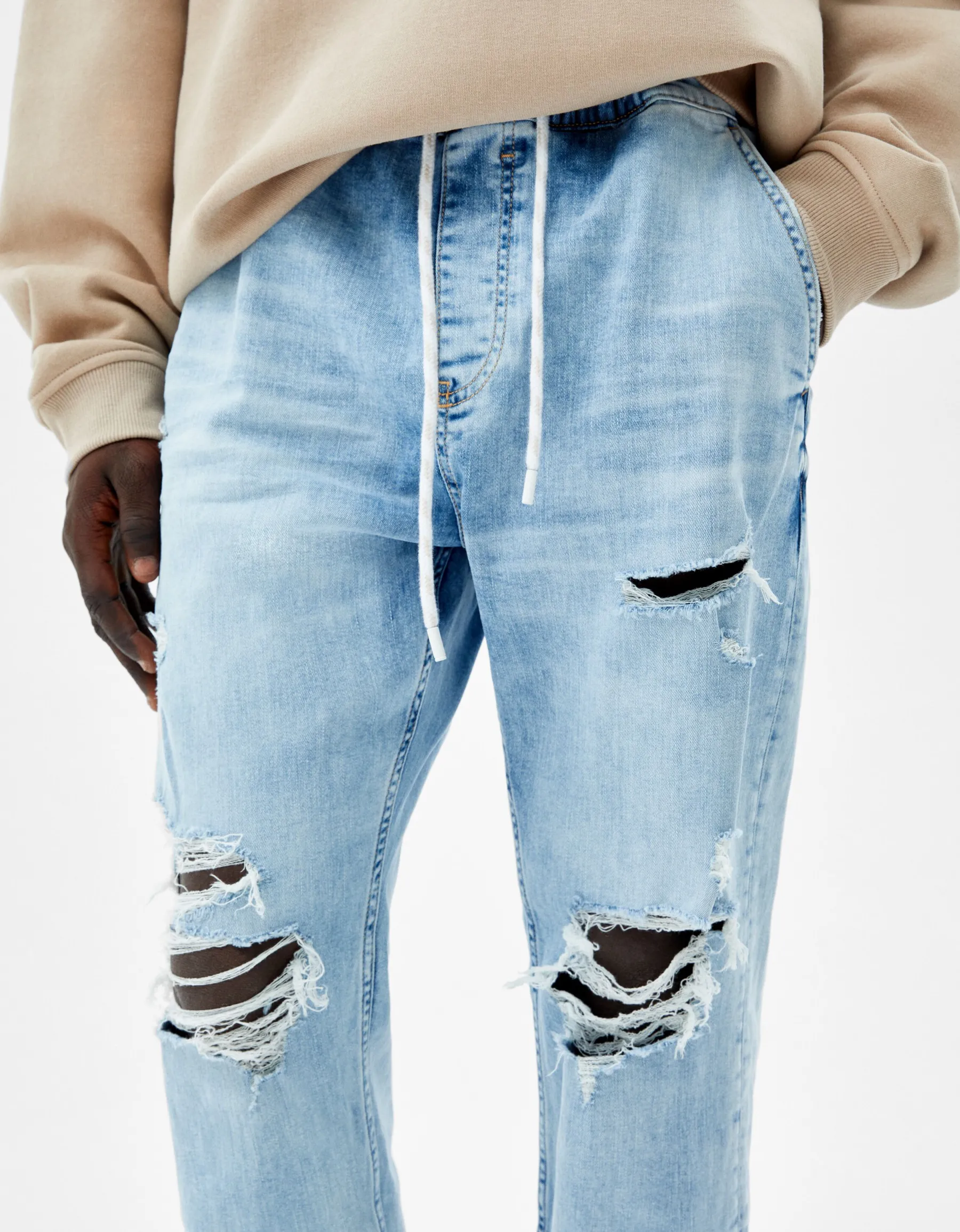BERSHKA Jean jogger déchiré Bleu Store